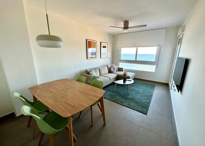 Marea Beach, Sol & *